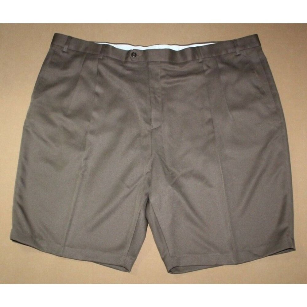 NWT PAUL FREDRICK Mens Brown Shorts Size 50